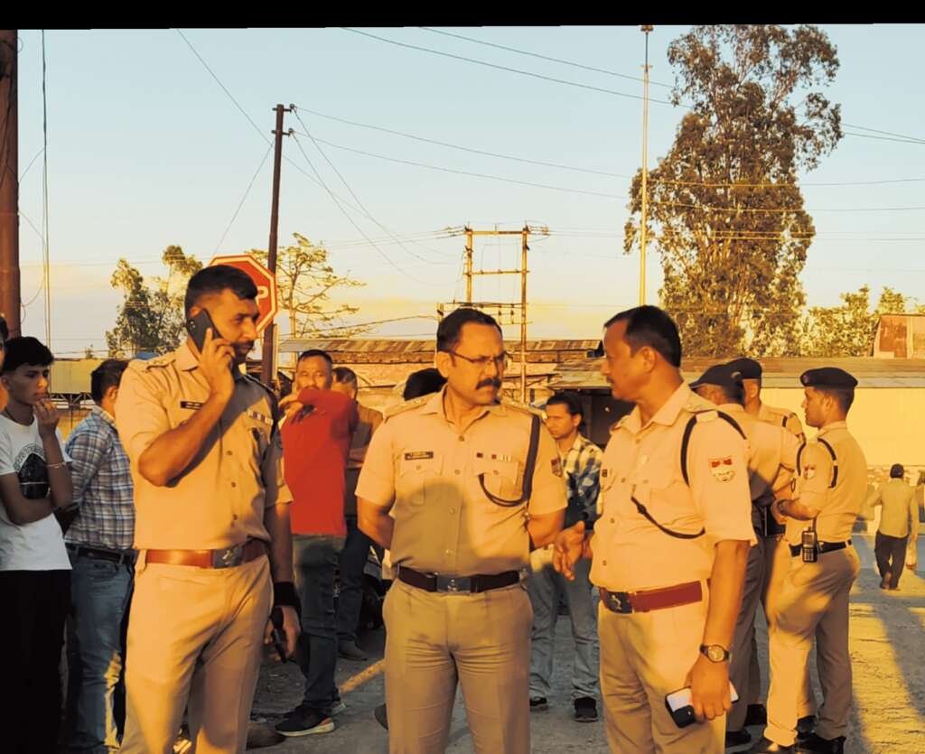 मोटाहल्दू कांड: छात्रा लापता, खाली प्लॉट की झाड़ियों में मिली ड्रेस, जांच तेज देखें वीडियो