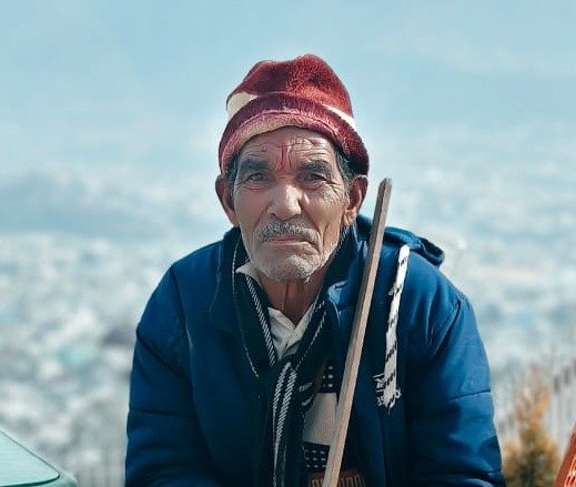 लालकुआँ 5 दिन पूर्व से लापता रेस्टोरेंट व्यापारी के पिता का शव जंगल मे मिला, परिवार में कोहराम