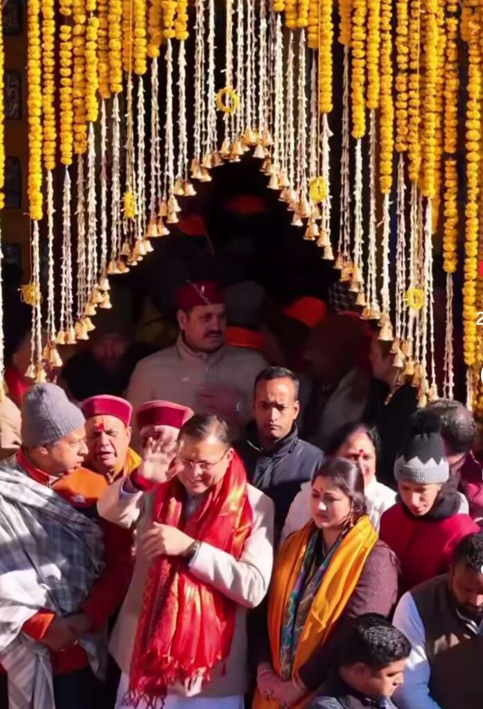 शुभ मुहूर्त में खुले बाबा केदार के कपाट, हजारों श्रद्धालु बने साक्षी: पीएम मोदी के नाम से पहली पूजा, श्रद्धालुओं को दिए 5 संकल्प