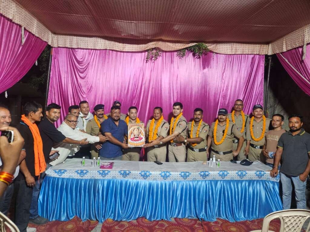 (लालकुआँ) 35 लाख की बरामदगी पर पुलिस टीम का भव्य स्वागत, लालकुआं पुलिस के शानदार खुलासे पर जनता ने की जमकर सराहना