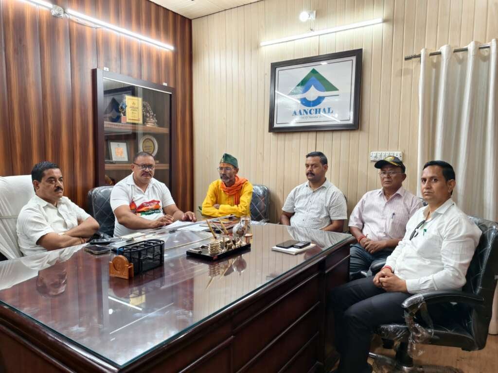 राजस्व ग्राम की मांग को मिला दुग्ध संघ का साथ, बिंदुखत्ता में फिर गूंजा अधिकारों का स्वर