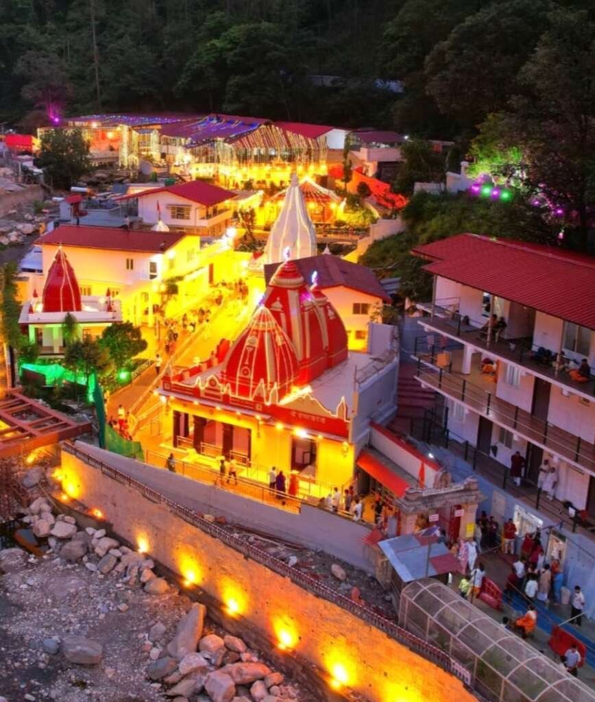 50 साल पहले कही बात हुई सच : बाबा की भविष्यवाणी बनी हकीकत स्थापना दिवस पर कैंची धाम ने फिर दोहराया इतिहास