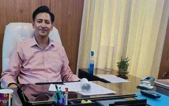 हल्द्वानी मालिक को भनक तक नहीं, इंटरनेट मीडिया पर ‘बिकाऊ’ बता दी करोड़ों की प्रॉपर्टी; कुमाऊं कमिश्नर के जनता मिलन में पहुंचा मामला