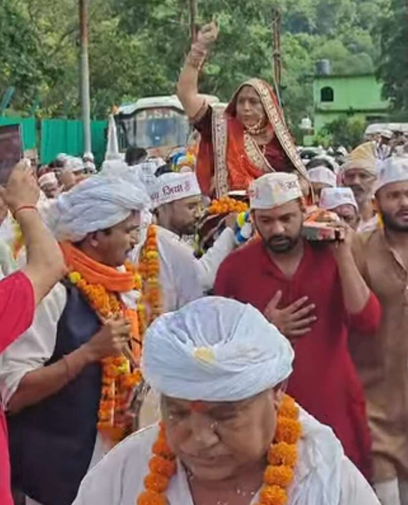 ढाई दशक बाद गूंजी कत्यूरों की बैसी :महास्नान, देव अवतरण और जियारानी की जागर. 11 दिवसीय बैसी ने जगाई प्राचीन परंपरा