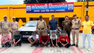अरे ये क्या? कार और बाइक से कर रहे थे नशे की तस्करी, छह तस्कर पुलिस के हत्थे चढ़े