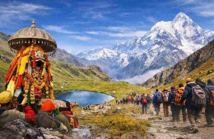 माँ नंदा देवी बड़ी जात: 5 से 30 सितंबर तक चलेगी ऐतिहासिक यात्रा, बदरीनाथ धाम से शुरू हुआ न्योता बांटने का दौर