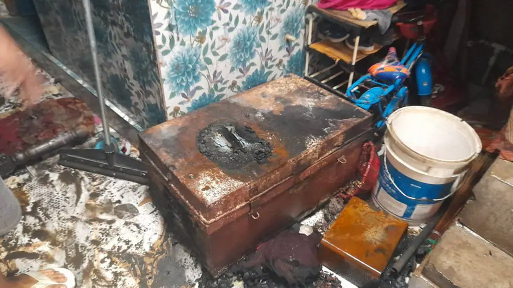 लालकुआं में बंद मकान धधका, गृहस्थी का सारा सामान खाक; परिवार के दिल्ली में होने से टली बड़ी अनहोनी